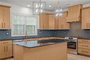 42 Myrtle Oak Dr, Cameron, NC 28326 - Photo 3