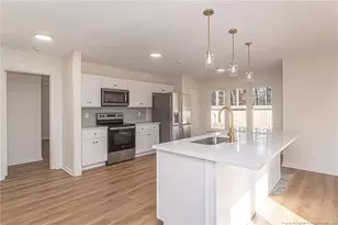 4317 Buckhurst Dr, Hope Mills, NC 28348 - Photo 7