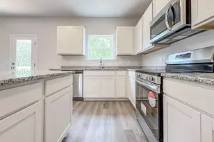 1644 Elk Run Dr, Fayetteville, NC 28312 - Photo 11