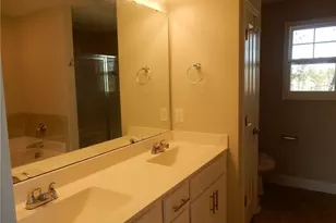 111 S Dakota Ct, Spring Lake, NC 28390 - Photo 17