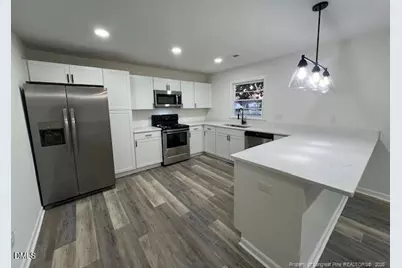 711 Memorial Avenue, Dunn, NC 28334 - Photo 5