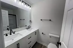 711 Memorial Ave, Dunn, NC 28334 - Photo 15