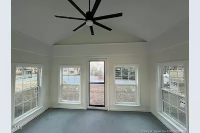 711 Memorial Avenue, Dunn, NC 28334 - Photo 13