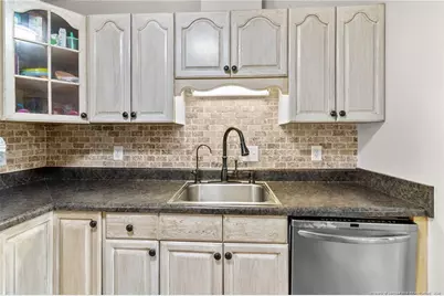 2079 Birchcreft Drive, Fayetteville, NC 28304 - Photo 11