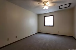 700 N Roberts Ave, Lumberton, NC 28358 - Photo 3