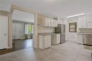 4914 Pinewood Dr, Hope Mills, NC 28348 - Photo 9