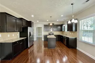 4028 Quarry Hollow Drive, Fayetteville, NC 28306 - Photo 5