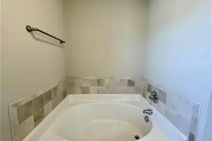 4028 Quarry Hollow Drive, Fayetteville, NC 28306 - Photo 15