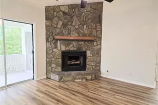 6768 Willowbrook Dr, Fayetteville, NC 28314 - Photo 5