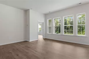 812 Fernwind Circle, Aberdeen, NC 28315 - Photo 5