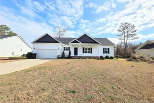 245 Southern Pl, Lillington, NC 27546 - Photo 1