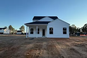 94 Utah Ct, Spring Lake, NC 28390 - Photo 3