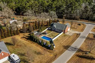 21 Brownstone Dr, Lumberton, NC 28360 - Photo 41