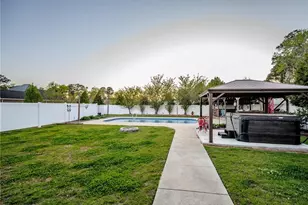 21 Brownstone Dr, Lumberton, NC 28360 - Photo 39