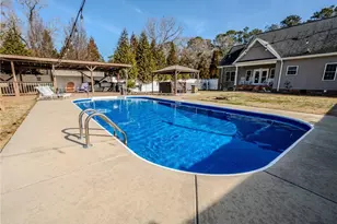 21 Brownstone Dr, Lumberton, NC 28360 - Photo 3