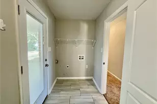 432 Northview Dr, Fayetteville, NC 28303 - Photo 17