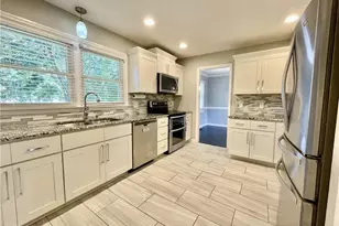 432 Northview Dr, Fayetteville, NC 28303 - Photo 11