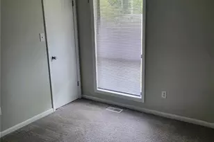 482 Corning Pl, Fayetteville, NC 28314 - Photo 9