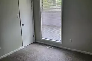 482 Corning Pl, Fayetteville, NC 28314 - Photo 5