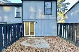 5848 5850 5852 5854 Aftonshire Dr, Fayetteville, NC 28304 - Photo 9