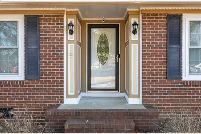 6319 Whitehall, Fayetteville, NC 28303 - Photo 5