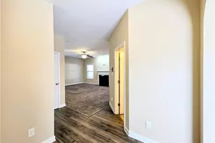 389 Roanoke Dr, Raeford, NC 28376 - Photo 9