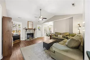 152 Independence Dr, Raeford, NC 28376 - Photo 5