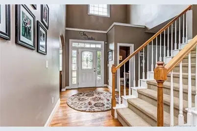 9721 Arlington Oaks Drive, Charlotte, NC 28227 - Photo 3