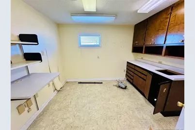 102 W 27th Street, Lumberton, NC 28358 - Photo 19