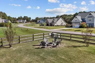 800 Warwick Ln, Carthage, NC 28327 - Photo 11