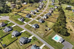 800 Warwick Ln, Carthage, NC 28327 - Photo 17