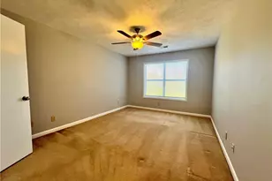 679 Bartons Landing Pl, Fayetteville, NC 28314 - Photo 13