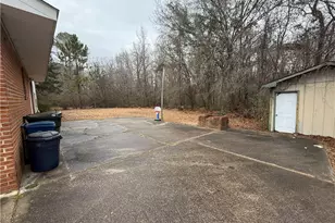 2049 Corrinna St, Fayetteville, NC 28301 - Photo 3