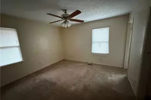 2049 Corrinna St, Fayetteville, NC 28301 - Photo 15