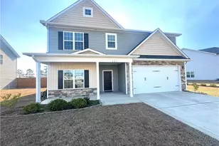 571 Weston Woods Circle, Raeford, NC 28376 - Photo 1