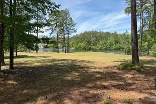 305 Lakewood Dr, Aberdeen, NC 28315 - Photo 1