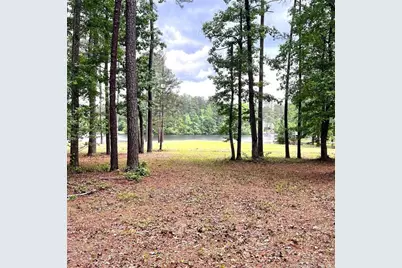 305 Lakewood Drive, Aberdeen, NC 28315 - Photo 3