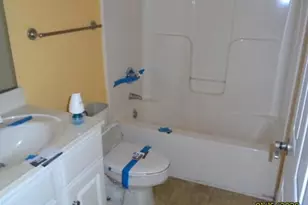 205 Kelly Dr, Laurinburg, NC 28352 - Photo 13