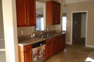 205 Kelly Dr, Laurinburg, NC 28352 - Photo 9