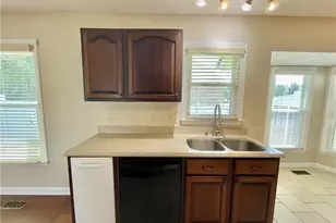 127 Kristin Ave, Spring Lake, NC 28390 - Photo 9