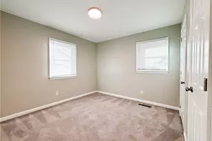 1918 Stanberry St, Fayetteville, NC 28301 - Photo 9