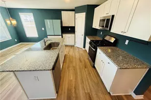 4029 Racking Horse Rd, Hope Mills, NC 28348 - Photo 9