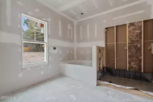 205 Telluride Ct, Aberdeen, NC 28315 - Photo 7