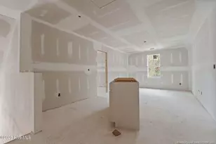 205 Telluride Ct, Aberdeen, NC 28315 - Photo 9