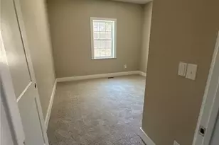 940 Lakewind, Sanford, NC 27332 - Photo 5