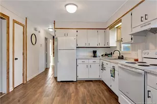 511 Odum Rd, Lumberton, NC 28360 - Photo 9