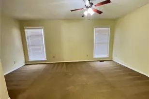 5736 Waters Edge Dr, Fayetteville, NC 28314 - Photo 9