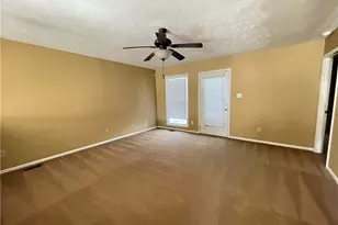 5736 Waters Edge Dr, Fayetteville, NC 28314 - Photo 5