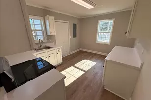 213 E 23rd St, Lumberton, NC 28358 - Photo 5