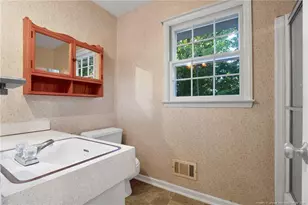 5413 Maryland Dr, Fayetteville, NC 28311 - Photo 15